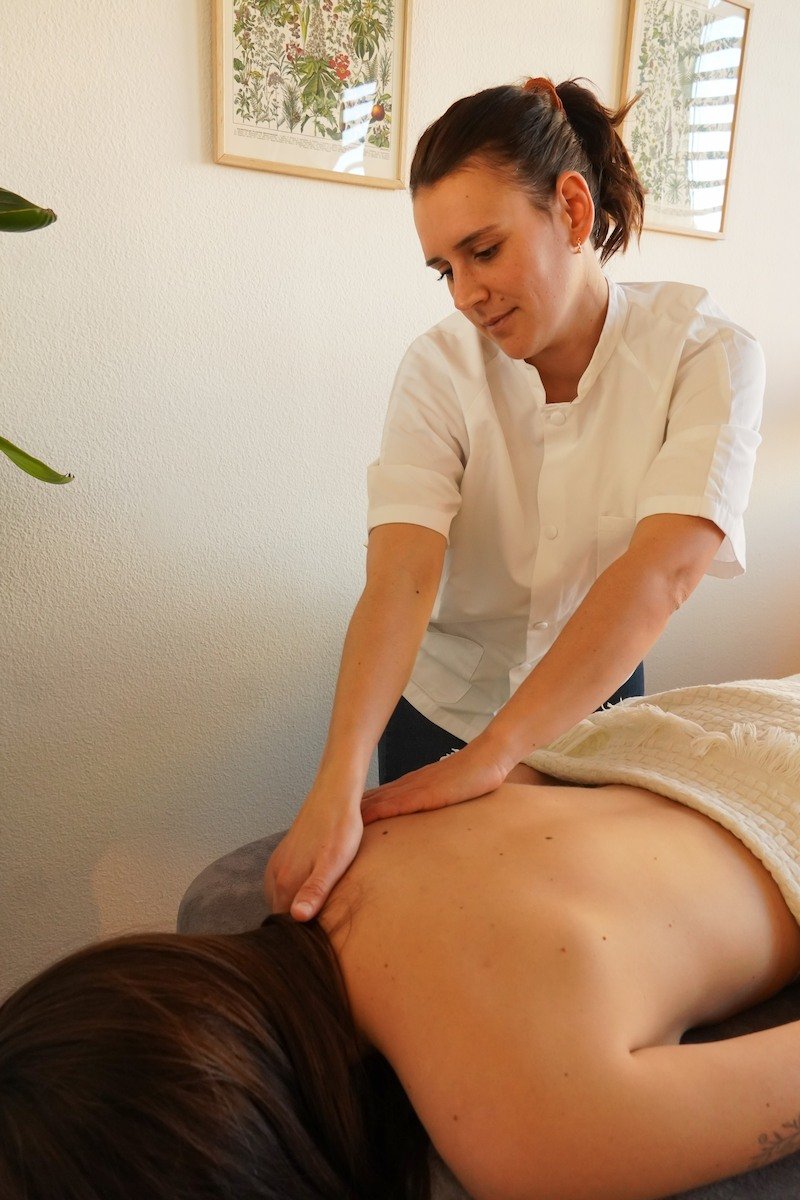 Thérapie manuelle de Elsa Naturopathe à Genève